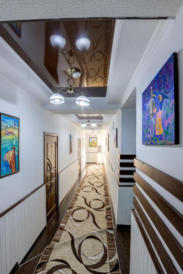 Kausar Hotel Bishkek Ngoại thất bức ảnh