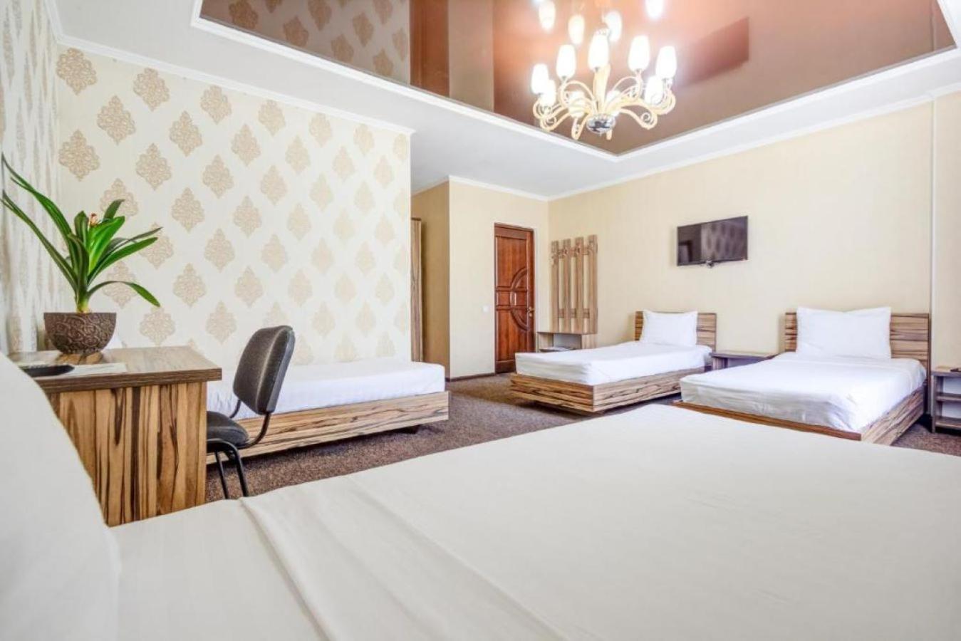 Kausar Hotel Bishkek Ngoại thất bức ảnh