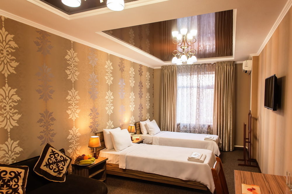 Kausar Hotel Bishkek Ngoại thất bức ảnh