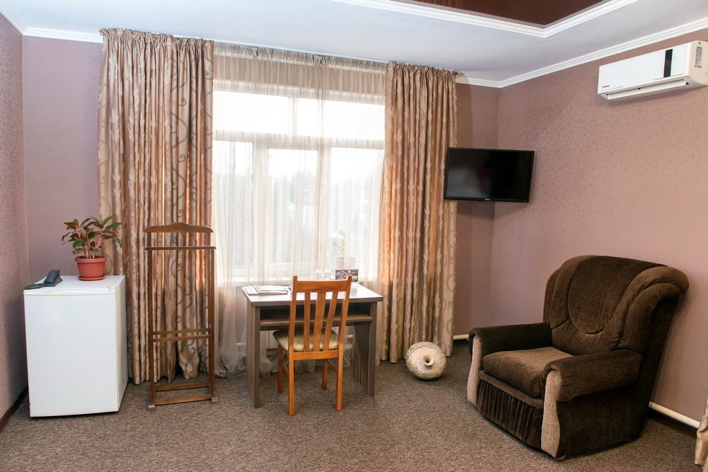 Kausar Hotel Bishkek Ngoại thất bức ảnh